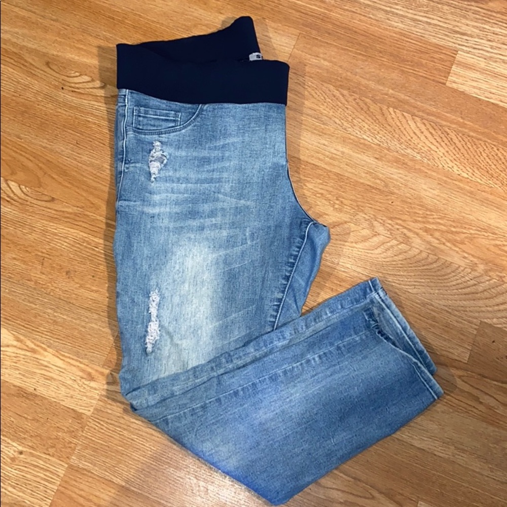 Maternity Capris